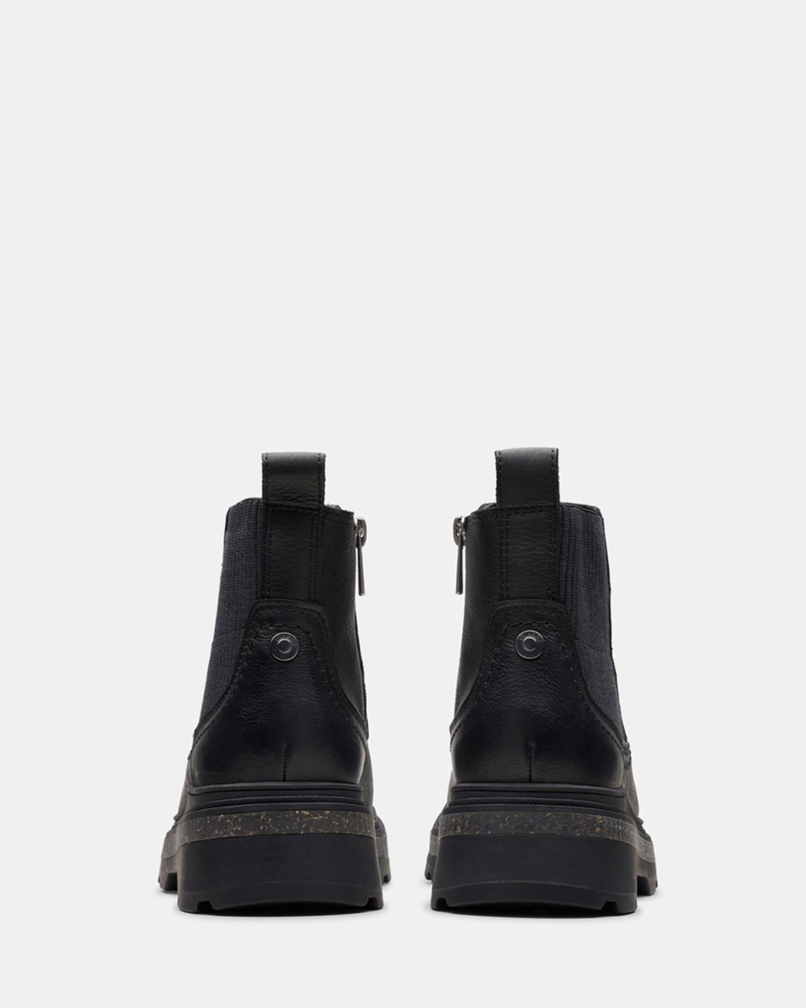 Hencroftstepwp Black Leather