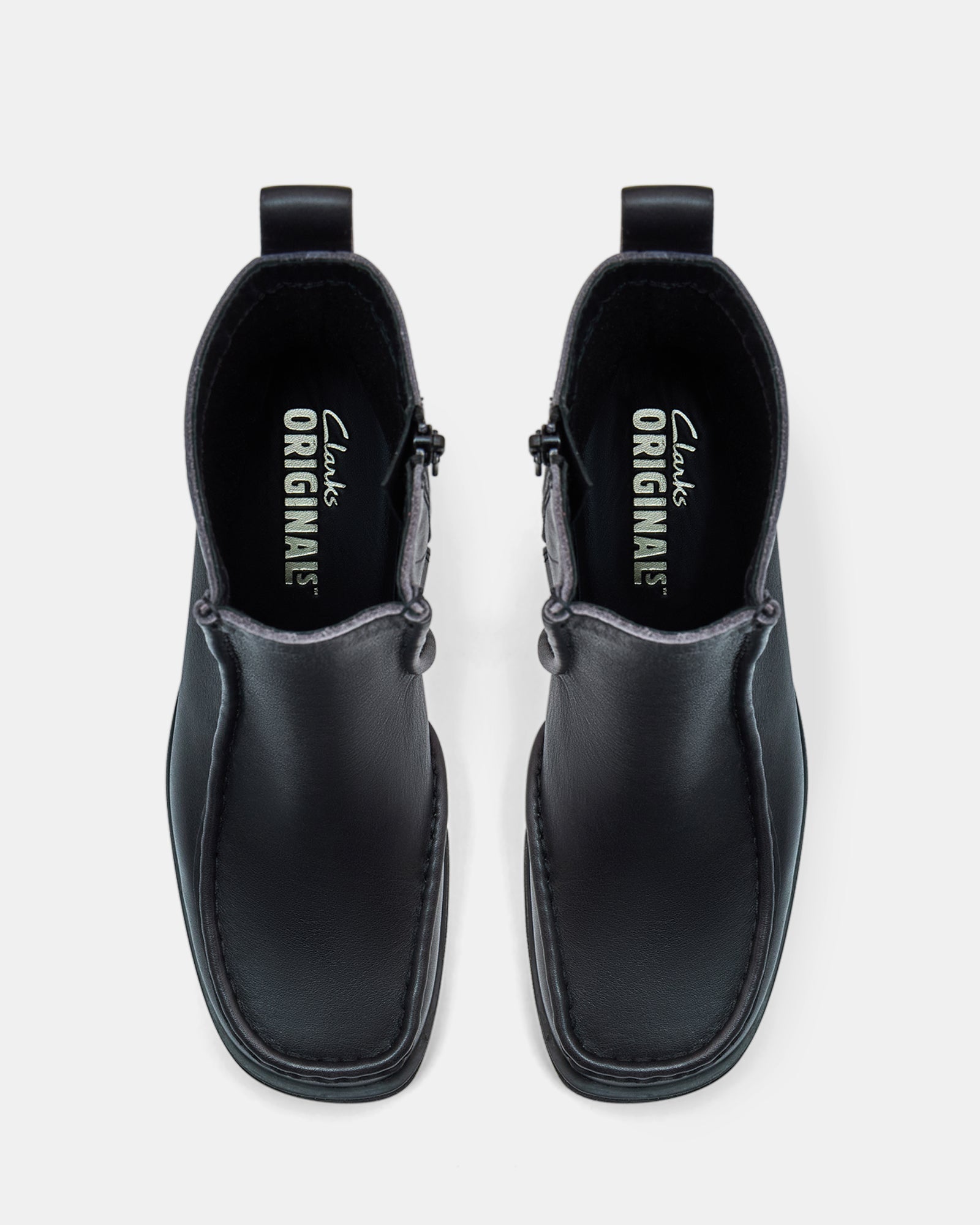 Effery Zip Black Leather