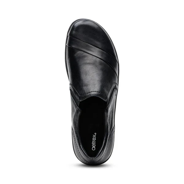 Aetrex Women's Helena Slip On in Black